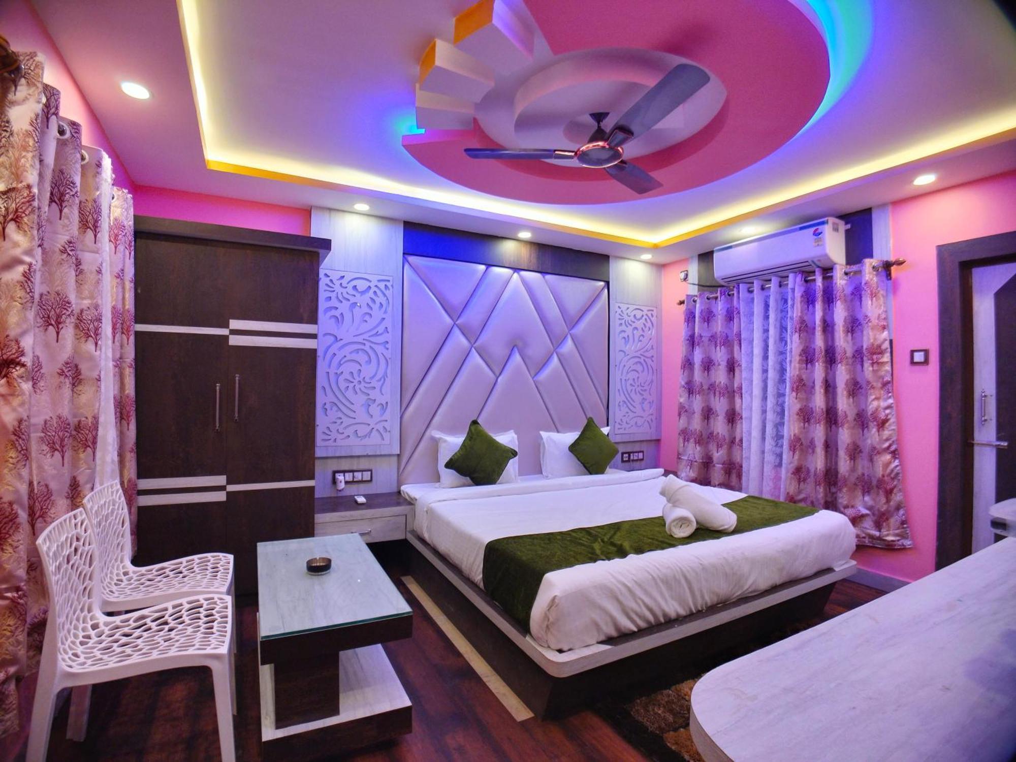 The Pelican Beach Resort 만다르모니 외부 사진