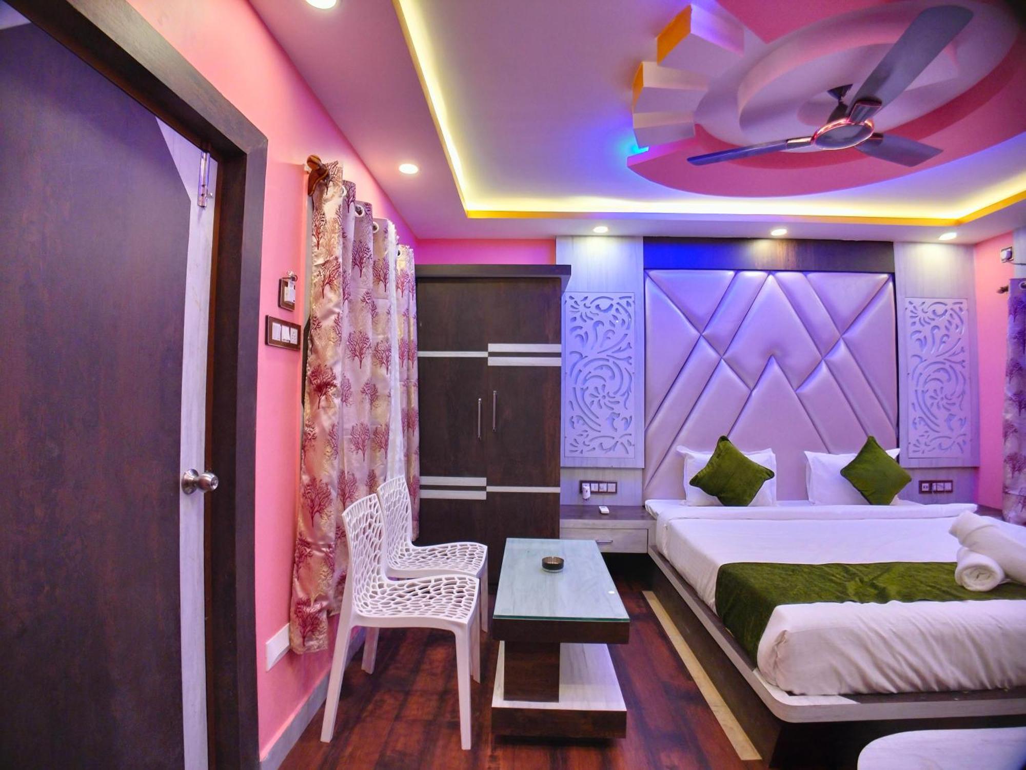 The Pelican Beach Resort 만다르모니 외부 사진
