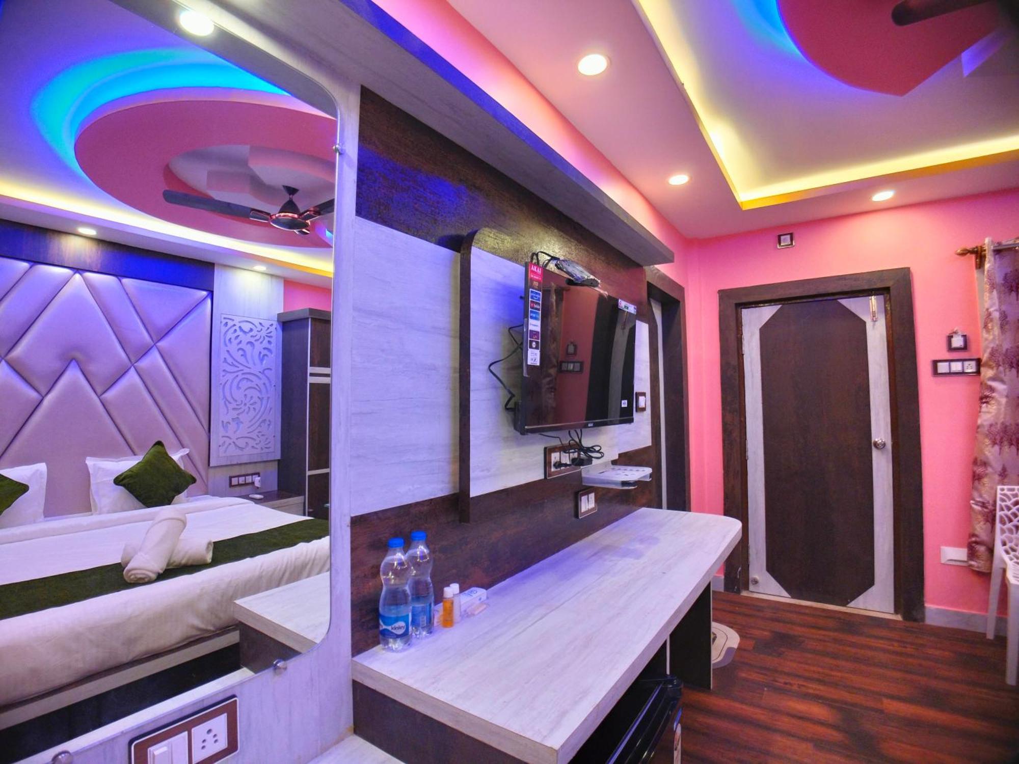 The Pelican Beach Resort 만다르모니 외부 사진