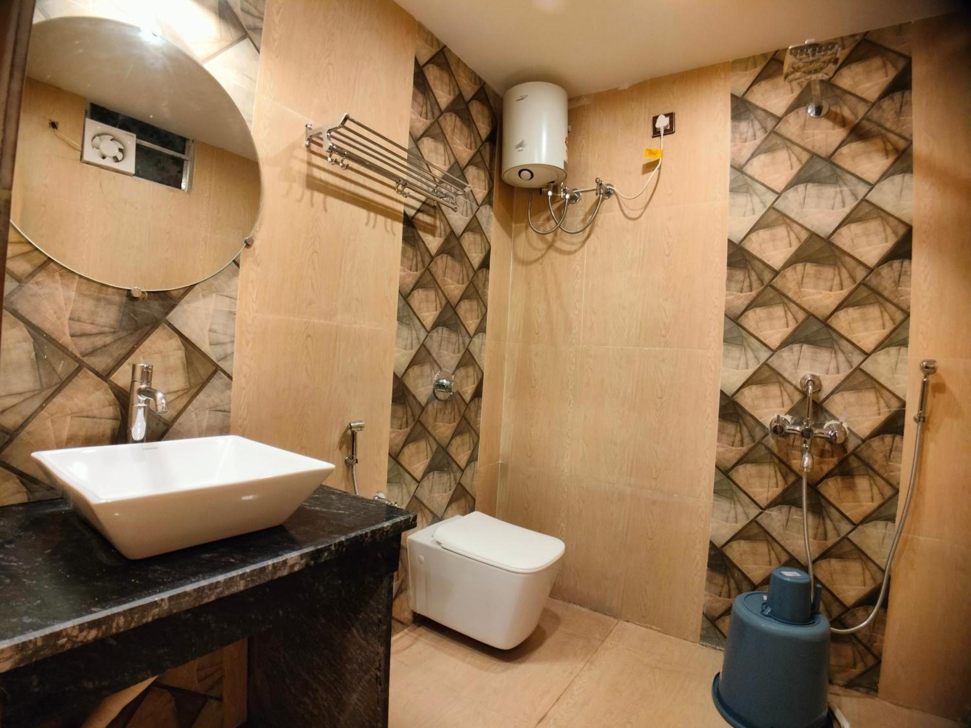 The Pelican Beach Resort 만다르모니 외부 사진
